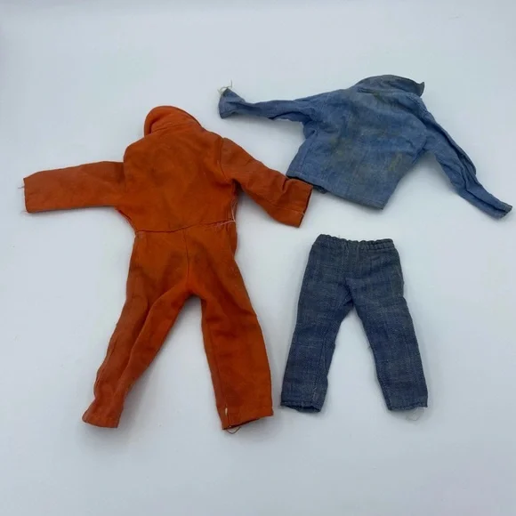 GI Joe 1964 Lot Vtg Flocked Hair Scar Action Figure Clothes Squid Foot Locker